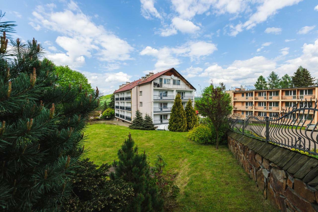 Osrodek Wypoczynkowy Tarnica Bed & Breakfast Solina  Bagian luar foto